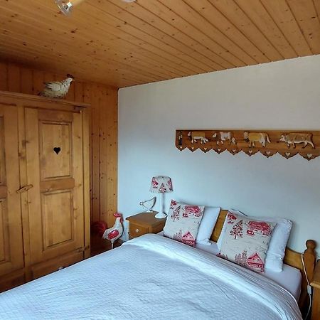 Bed and Breakfast Waldruhe Jaun Exterior foto