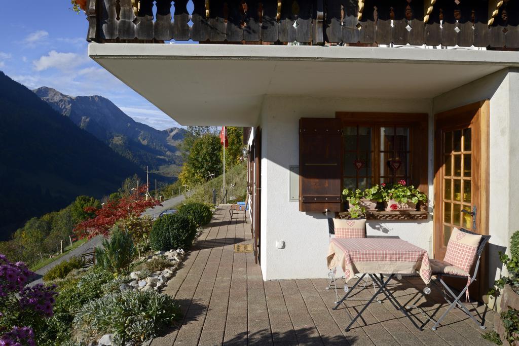 Bed and Breakfast Waldruhe Jaun Exterior foto